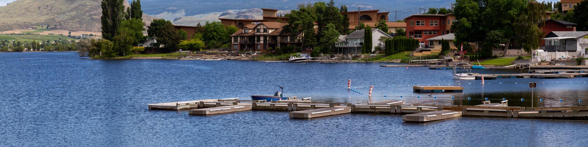 Image of wooden docks on Osoyoos Lake, British Columbia